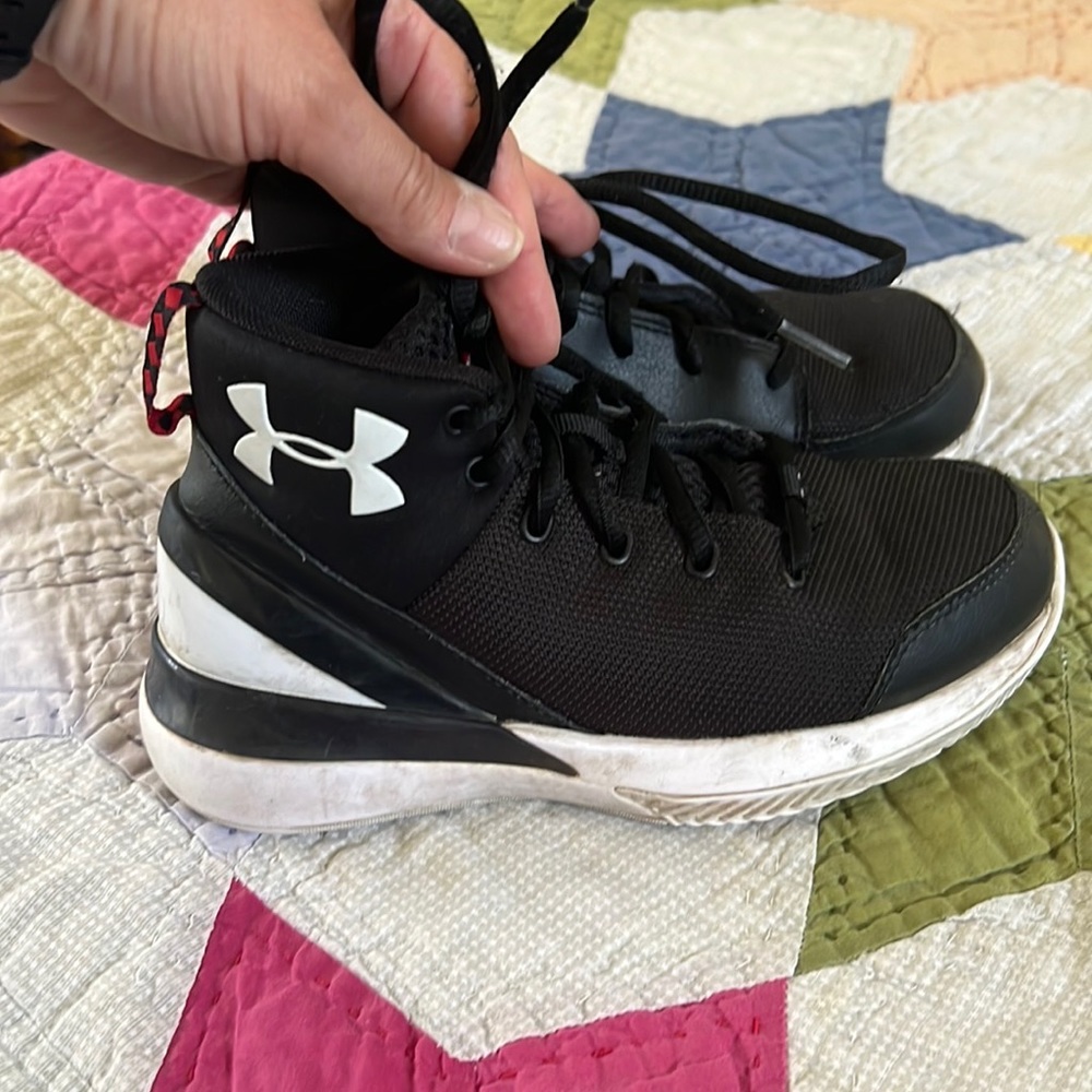 Under Armour Sneakers